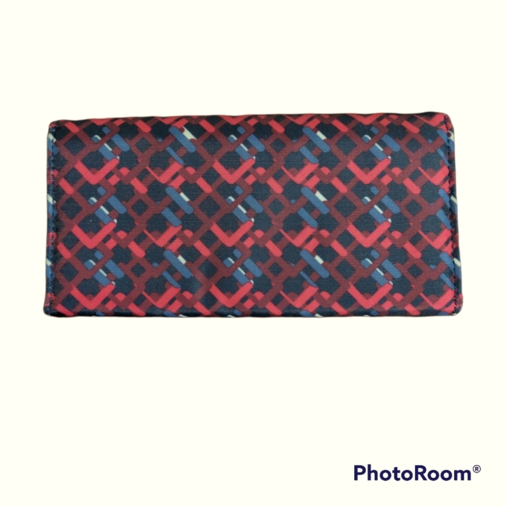 Nylon Kipling brand billfold clutch - Picture 2 of 6